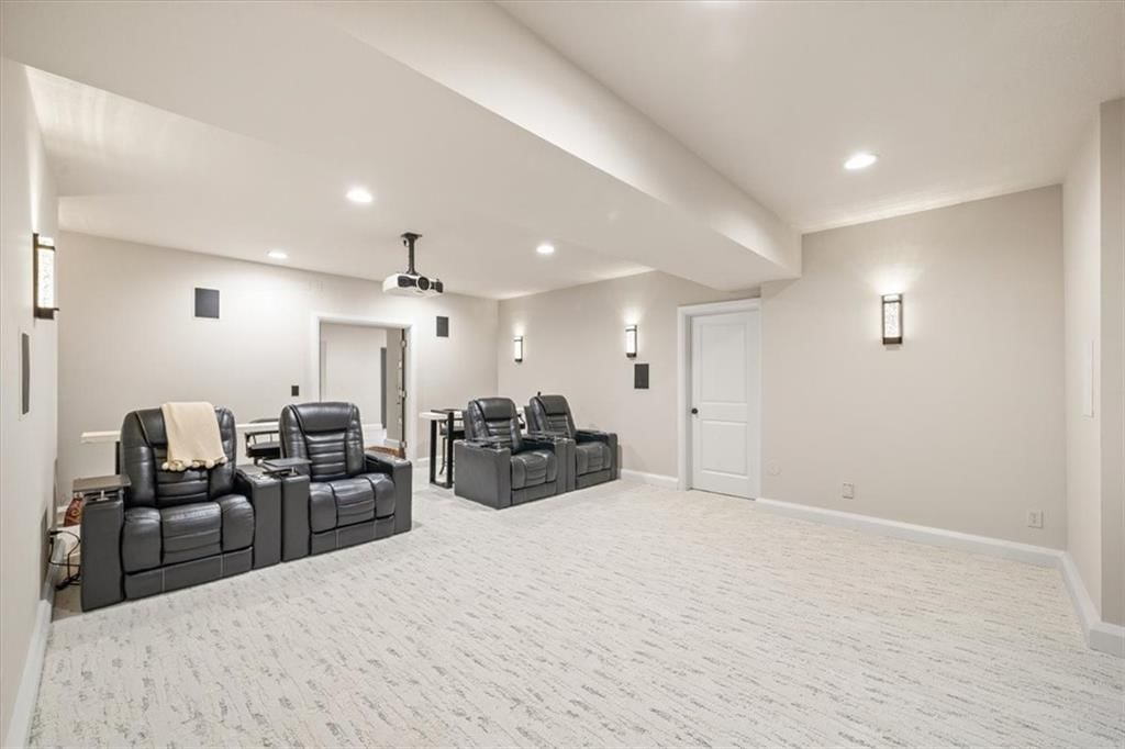 8519 N Sycamore Avenue — photo 72