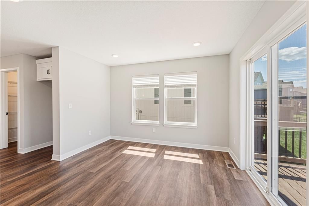 8716 SW Edgewater Drive — photo 8
