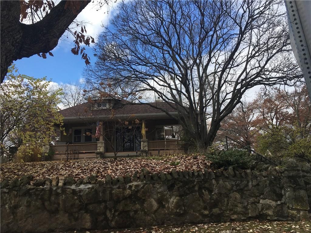 1600 S Broadway Street — photo 3