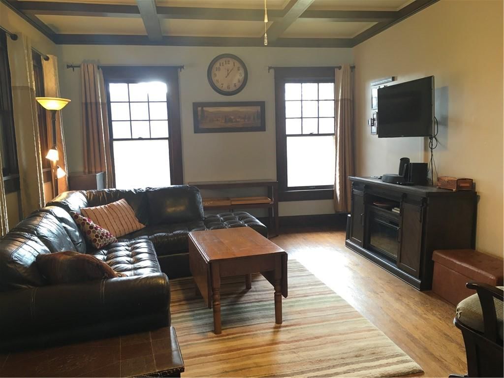 1600 S Broadway Street — photo 10