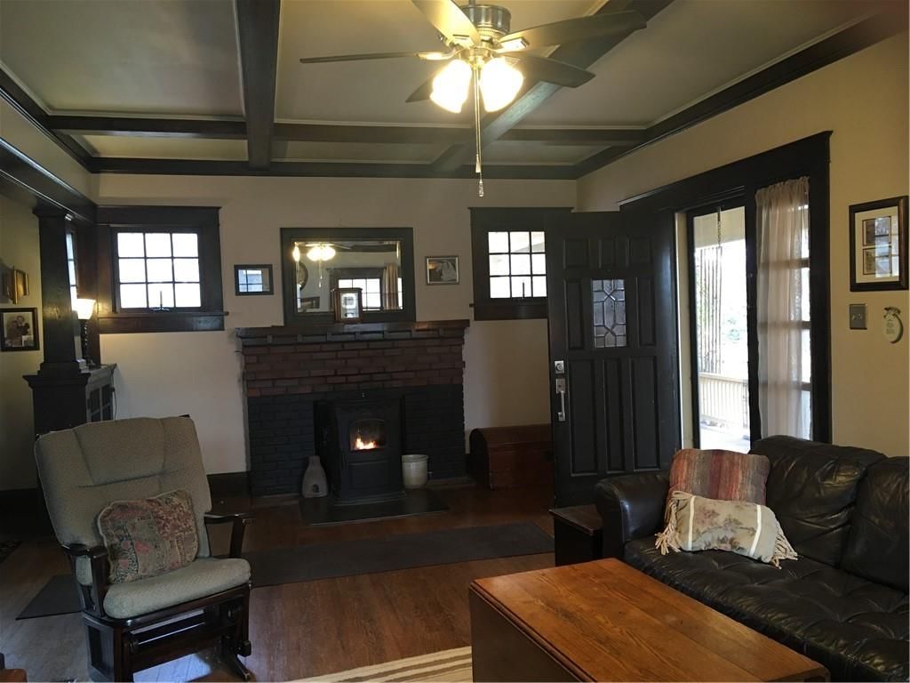 1600 S Broadway Street — photo 13