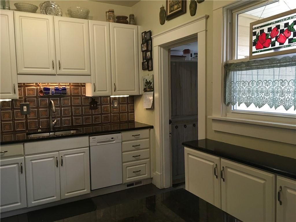 1600 S Broadway Street — photo 20