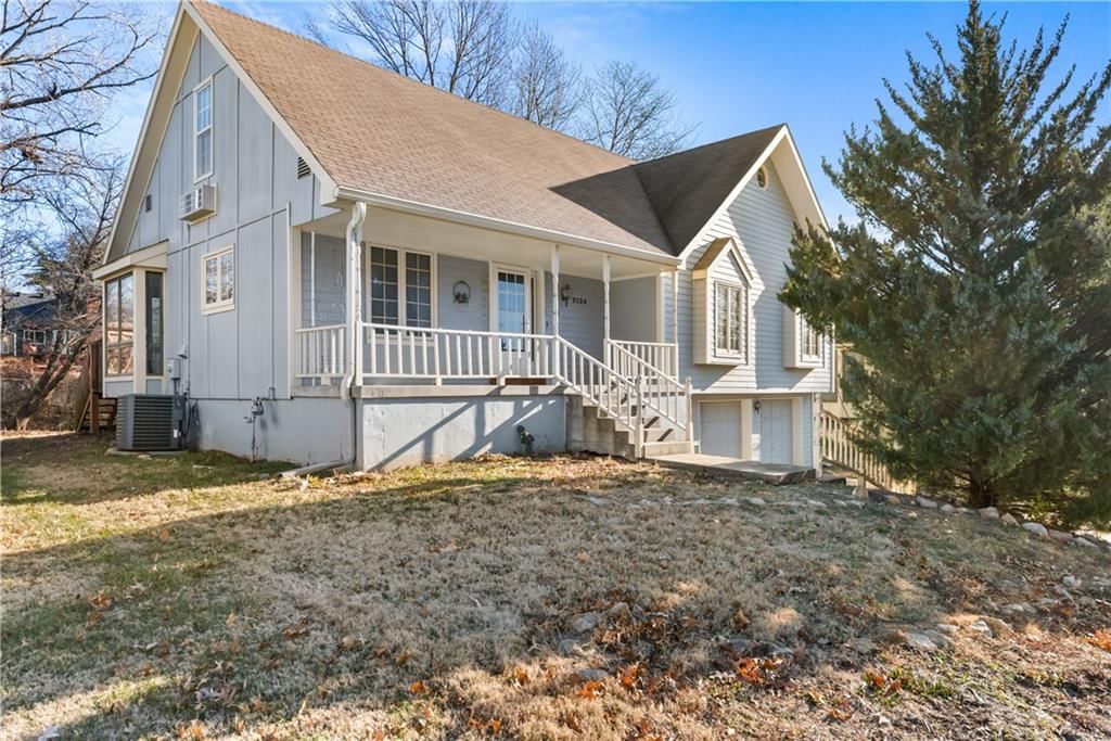 2124 NW 12th Street, Blue Springs, MO