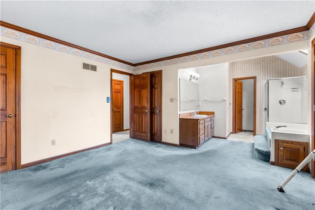 2124 NW 12th Street — photo 13