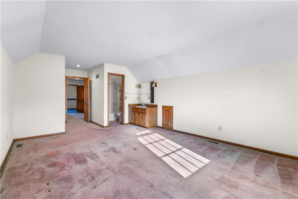 2124 NW 12th Street — photo 22