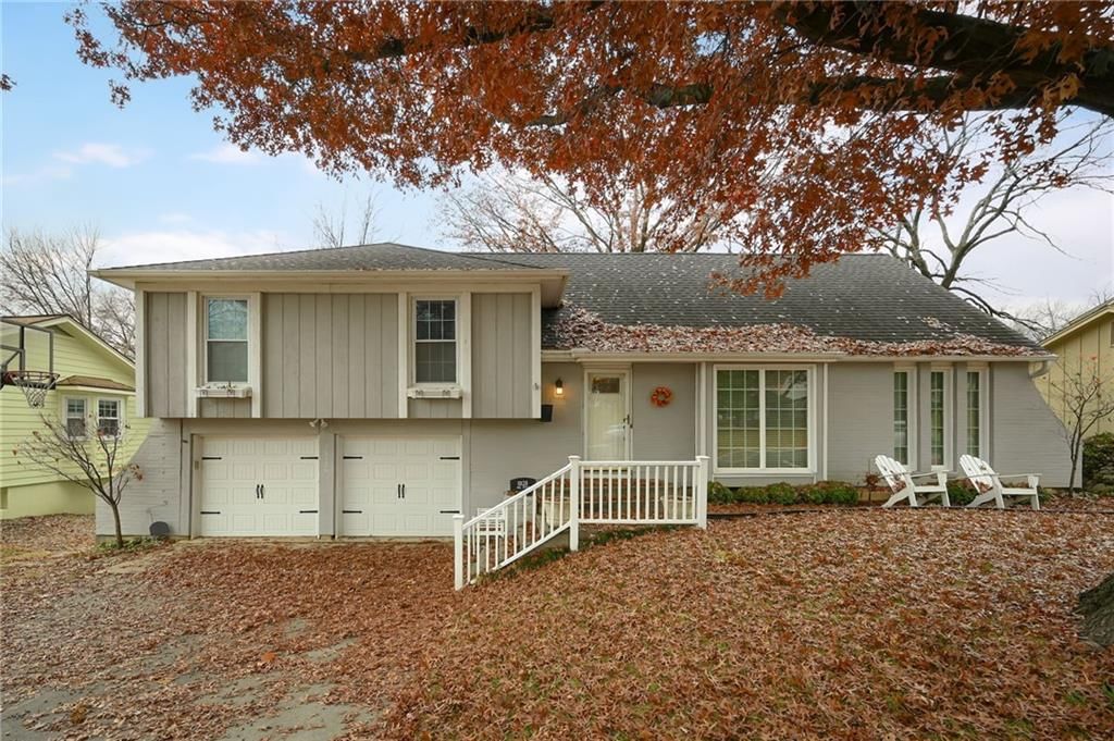 10128 Nall Avenue — photo 2