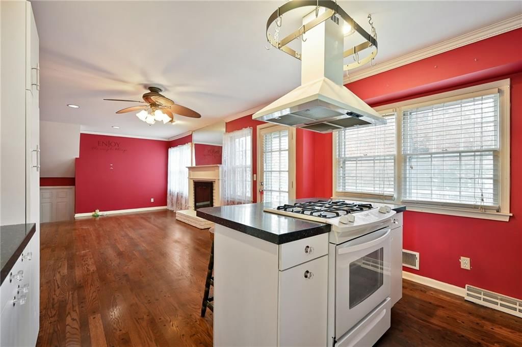 10128 Nall Avenue — photo 12