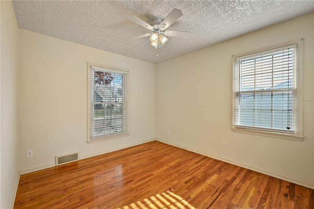 10128 Nall Avenue — photo 16