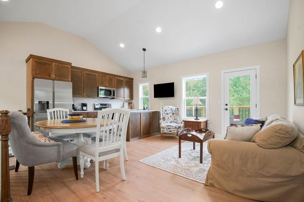 34 S Lakeside Circle — photo 3
