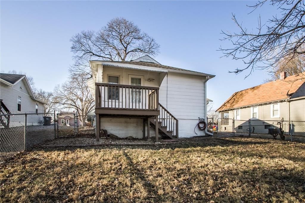 1416 W College Street — photo 6