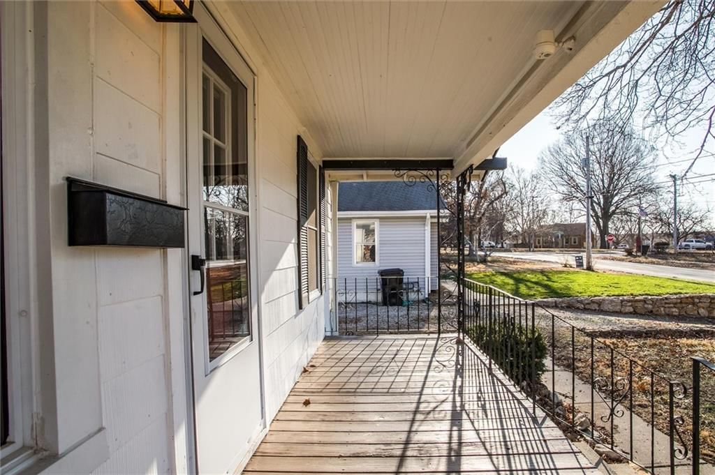 1416 W College Street — photo 7