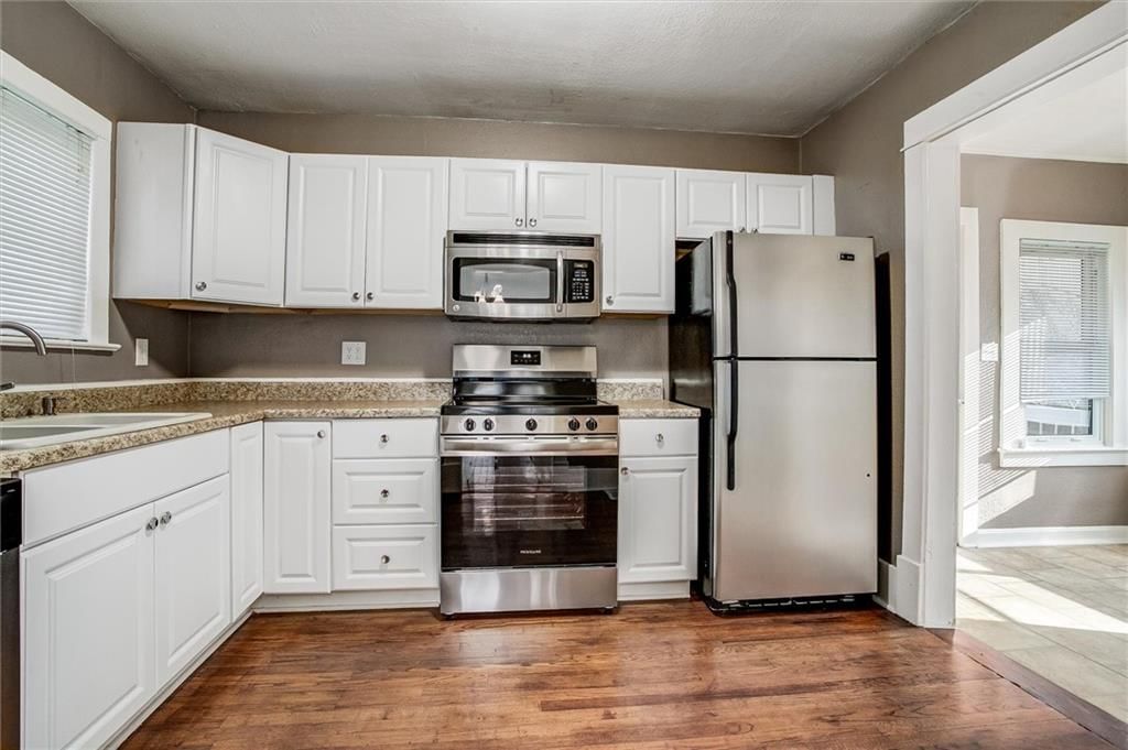 1416 W College Street — photo 14