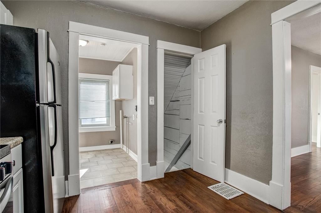 1416 W College Street — photo 16