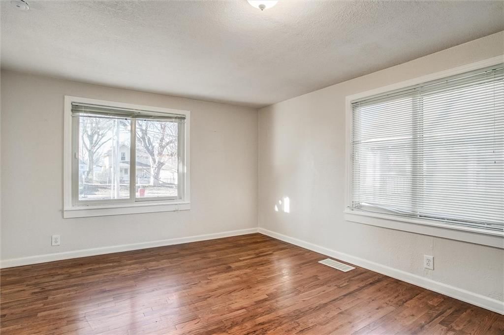 1416 W College Street — photo 25