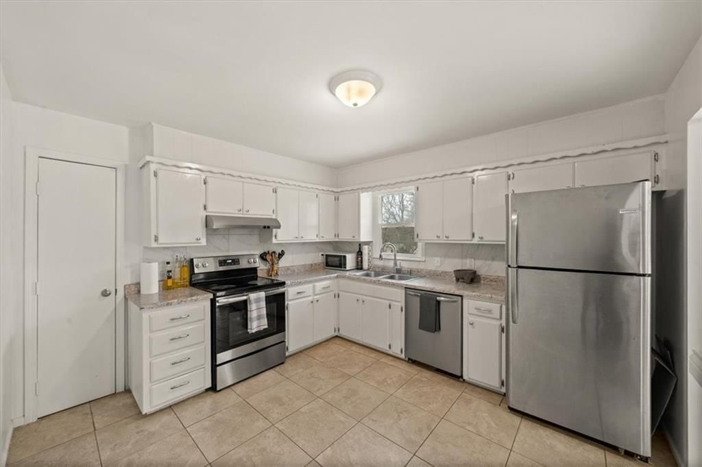 534 S 72nd Street — photo 9