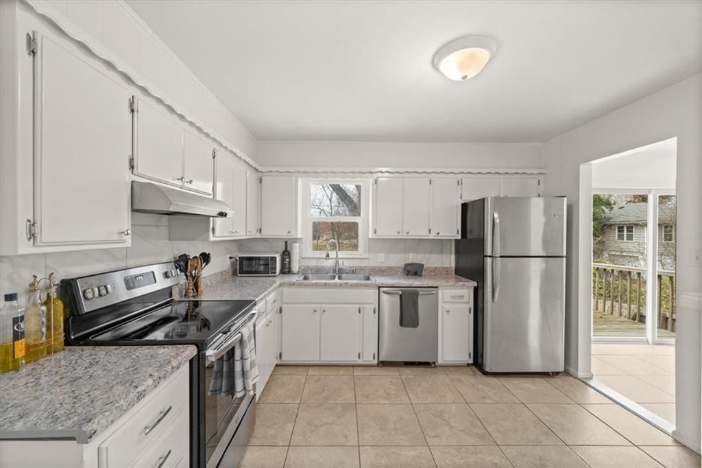 534 S 72nd Street — photo 10