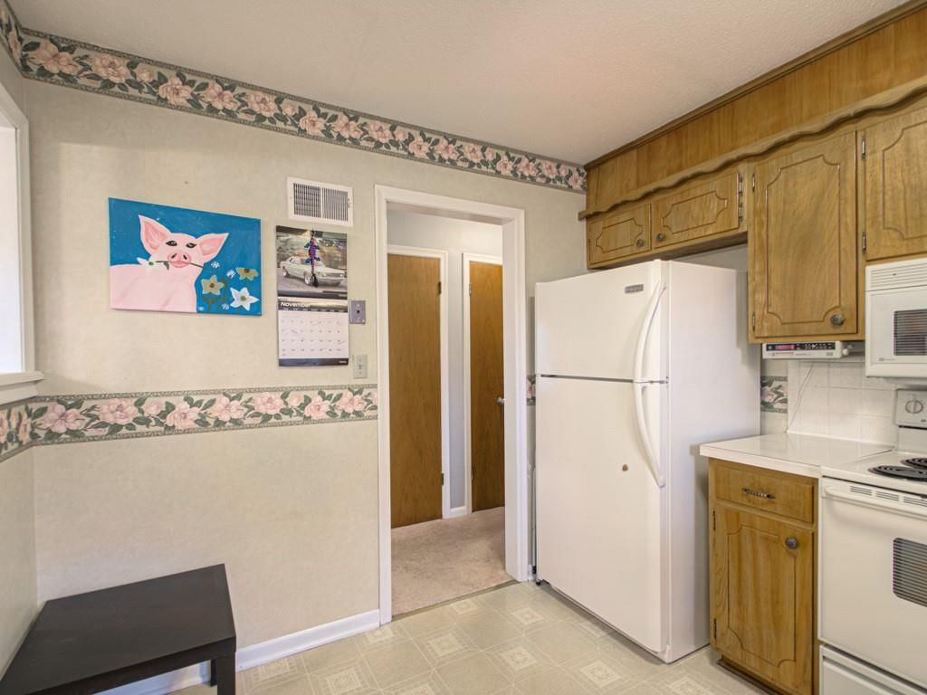 6908 NW Belvidere Parkway — photo 12