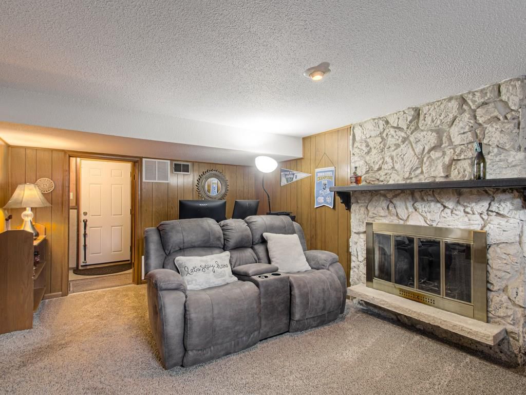 6908 NW Belvidere Parkway — photo 24
