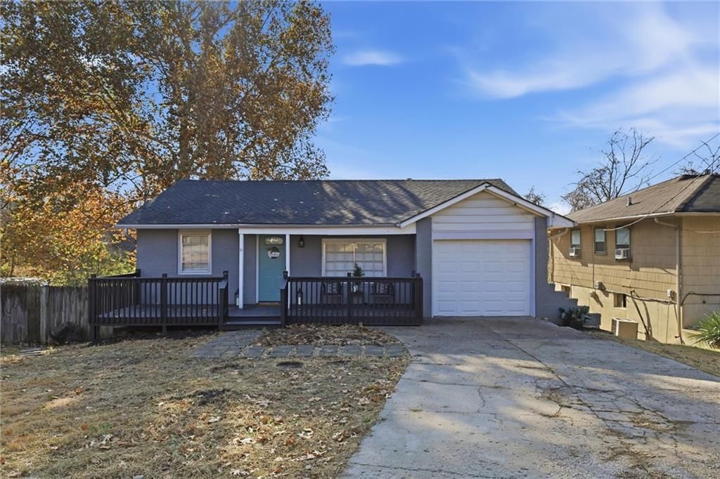 5919 E 56th Street, Kansas City, MO