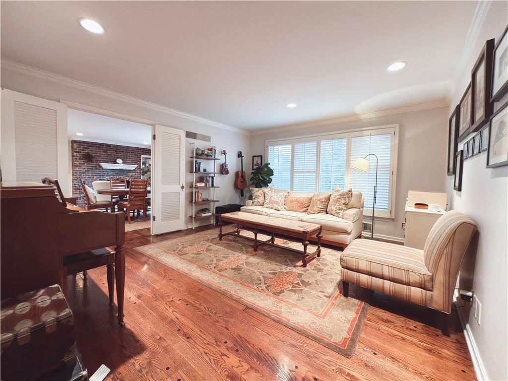 7905 Fontana Street — photo 7