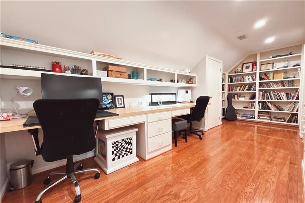 7905 Fontana Street — photo 33
