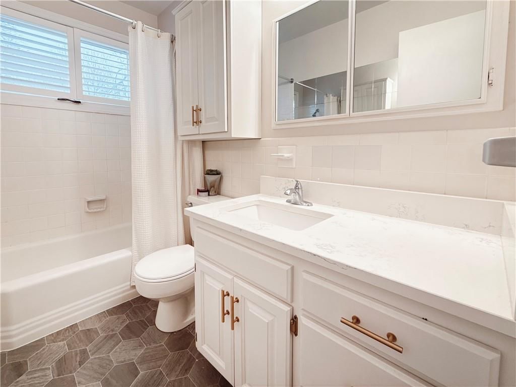 7905 Fontana Street — photo 35