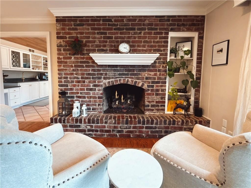 7905 Fontana Street — photo 40