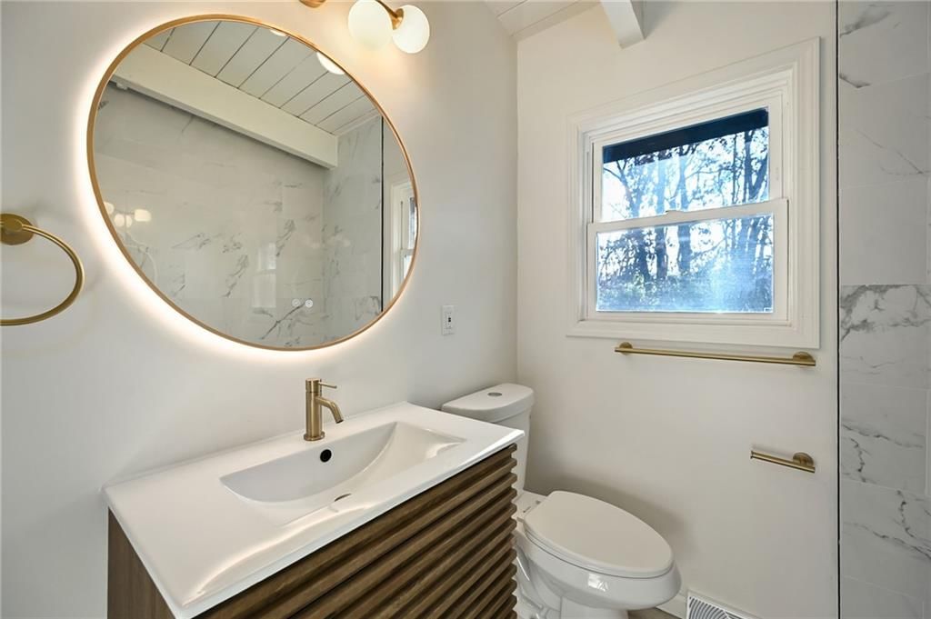 2309 E 77th Street — photo 12