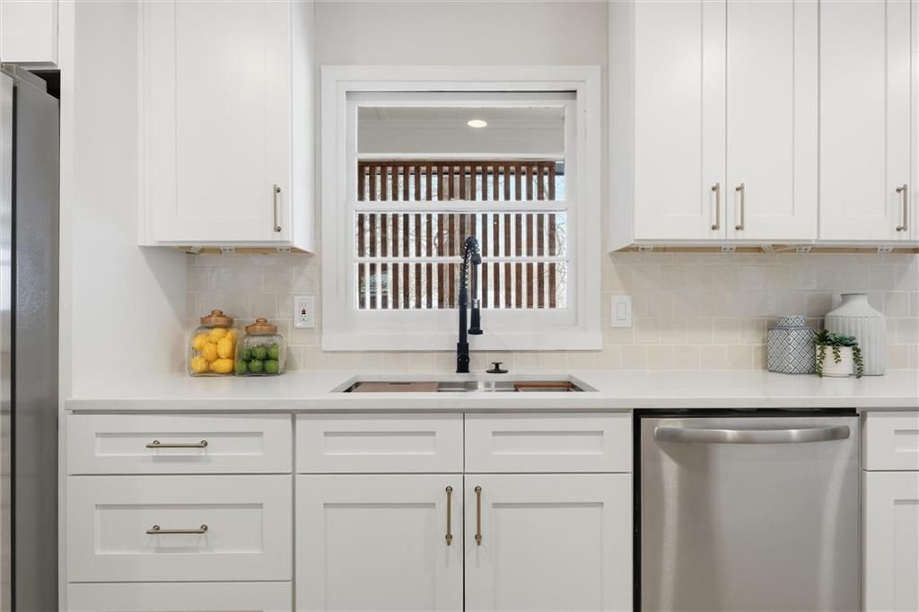 7736 Briar Street — photo 14