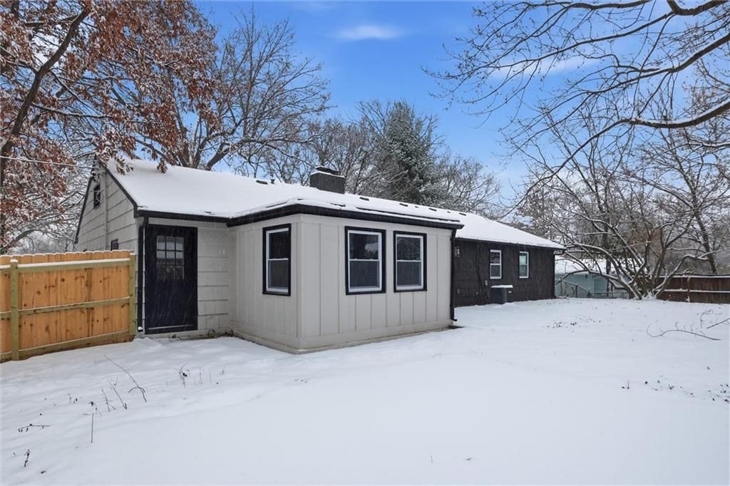 7736 Briar Street — photo 36