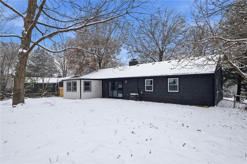 7736 Briar Street — photo 38