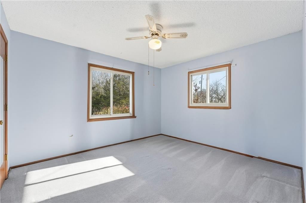 1055 E 900th Road — photo 11