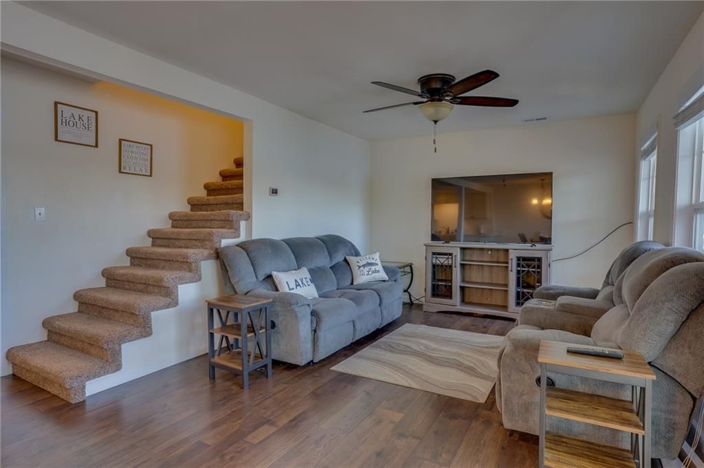 30906 Carr Lane — photo 4