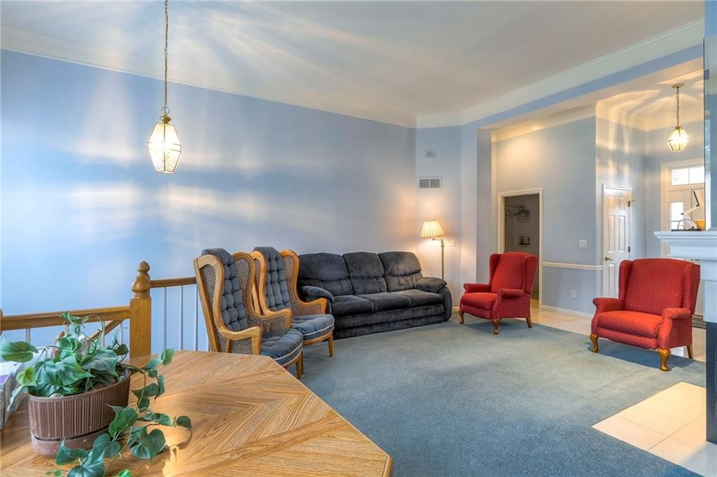 5327 W 122nd Terrace — photo 10