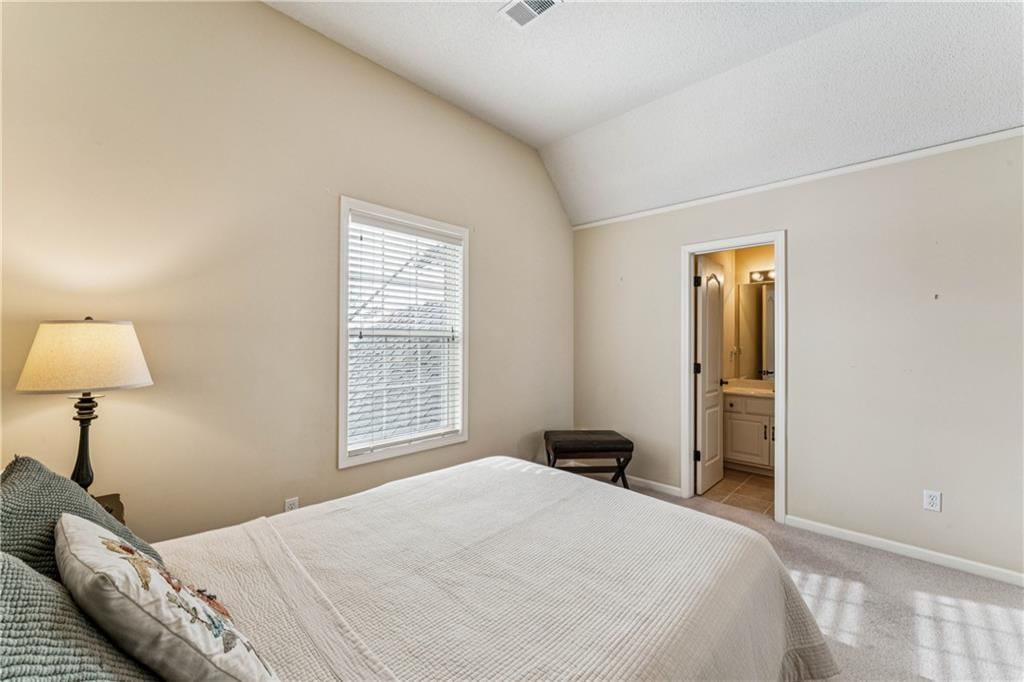 7702 W 145th Terrace — photo 38