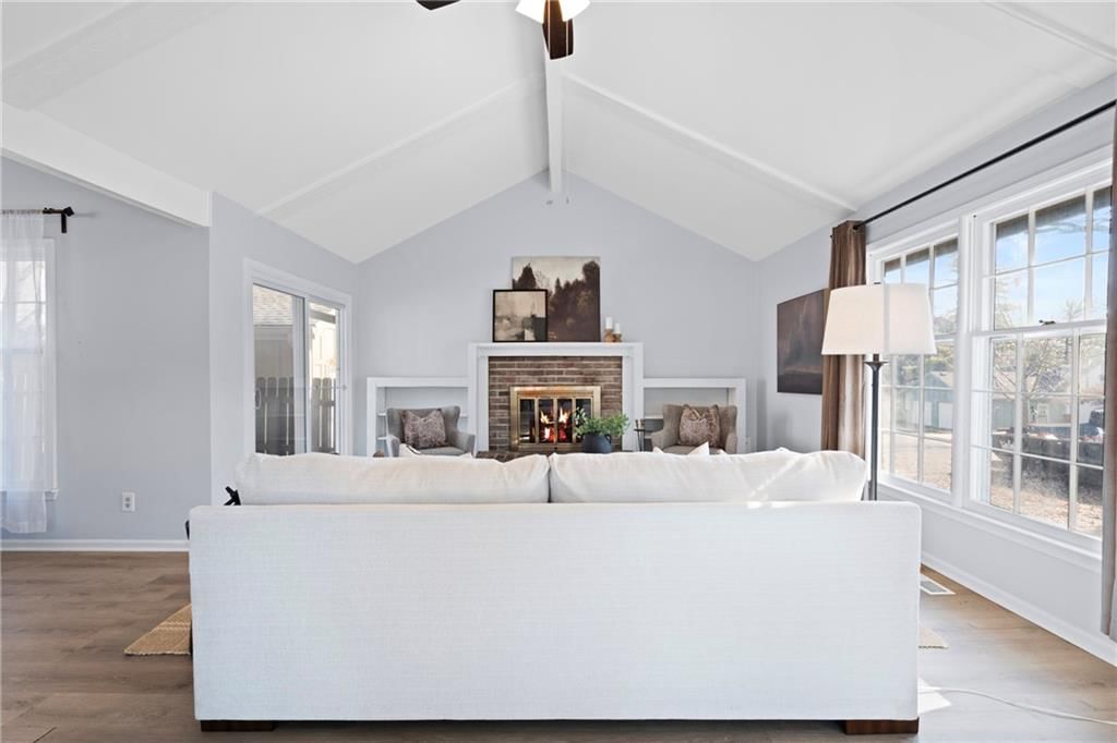 10236 Edelweiss Circle — photo 2