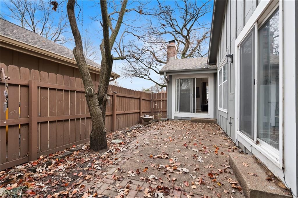 10236 Edelweiss Circle — photo 20