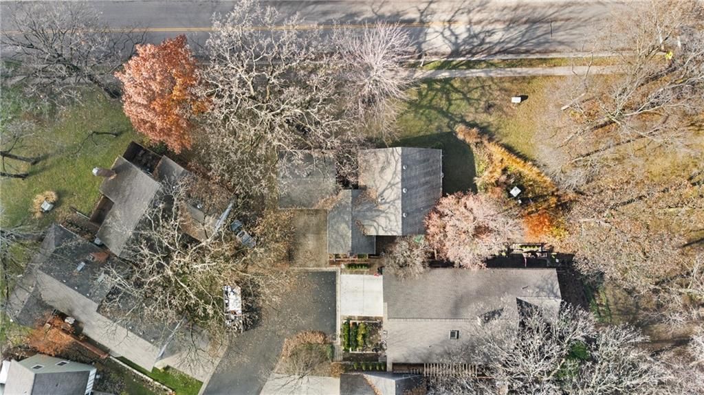 10236 Edelweiss Circle — photo 21