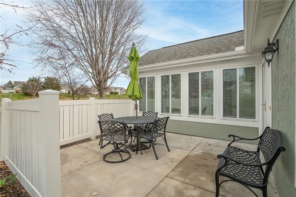 7132 Hedge Lane Terrace — photo 3