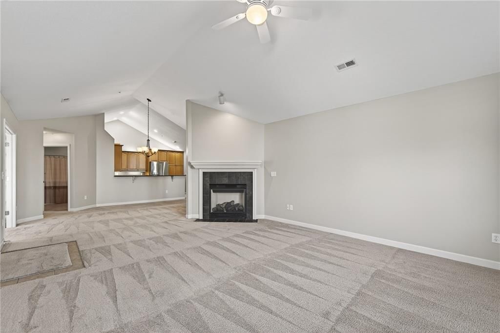 7132 Hedge Lane Terrace — photo 5