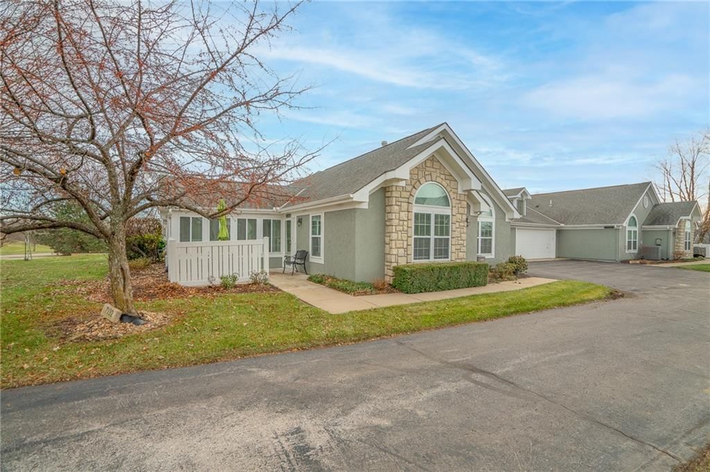 7132 Hedge Lane Terrace — photo 31