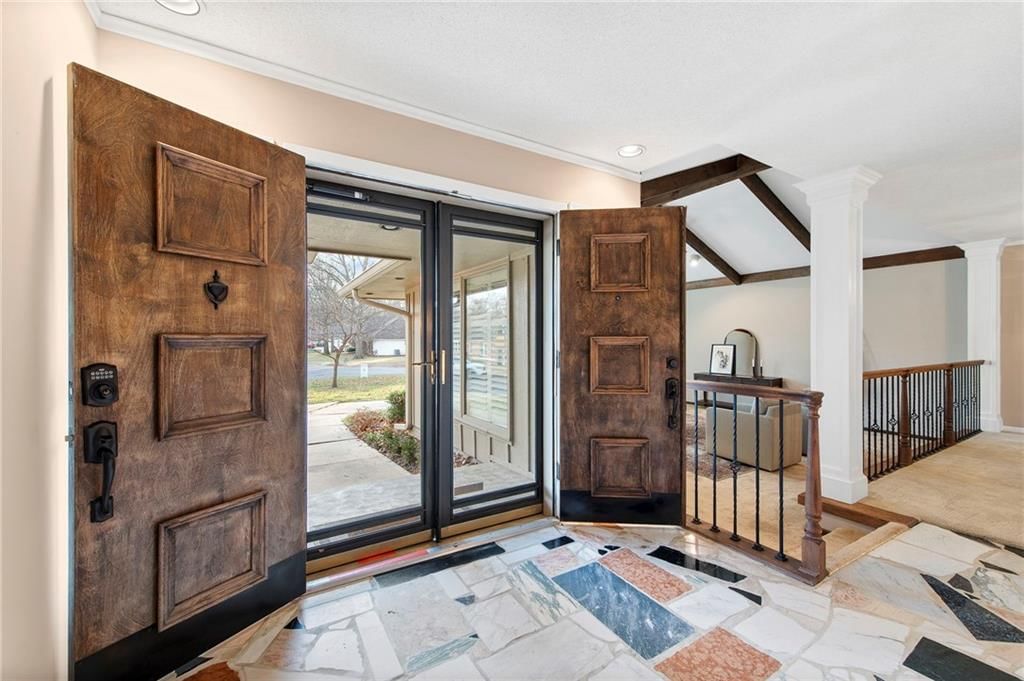 10061 Hardy Street — photo 2