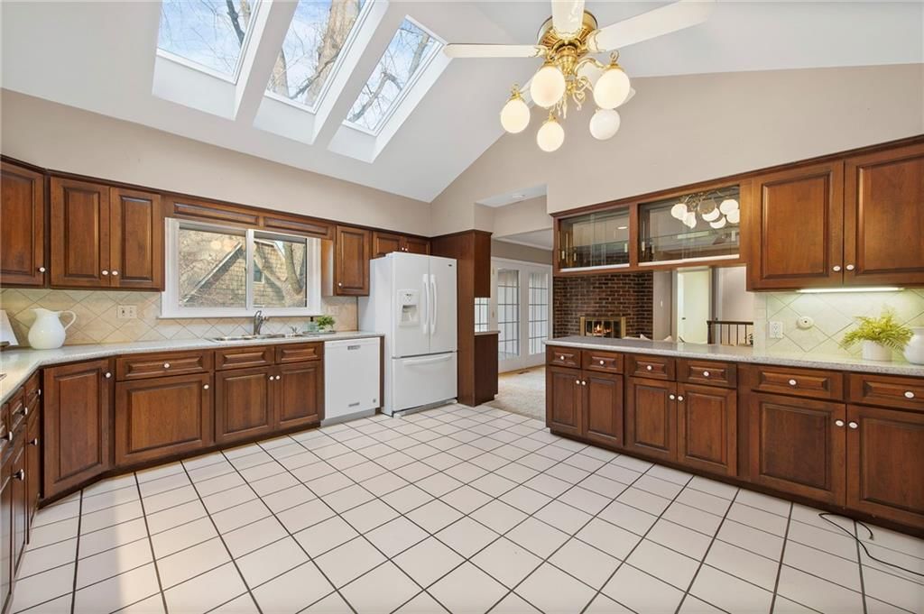 10061 Hardy Street — photo 10