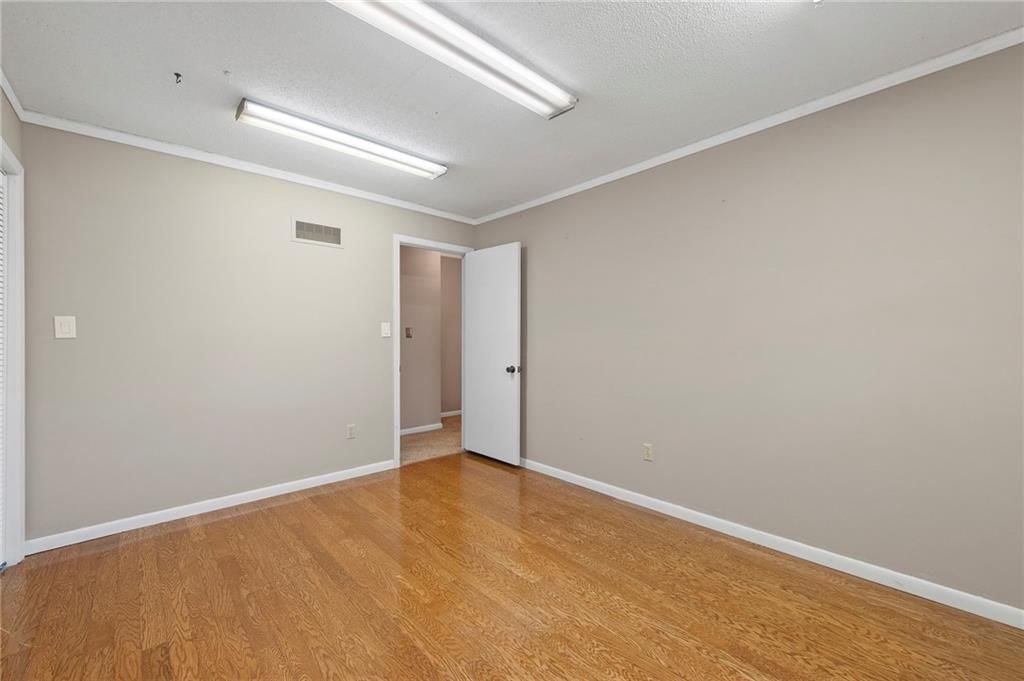 10061 Hardy Street — photo 30