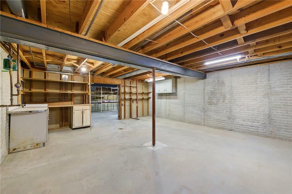 10061 Hardy Street — photo 44