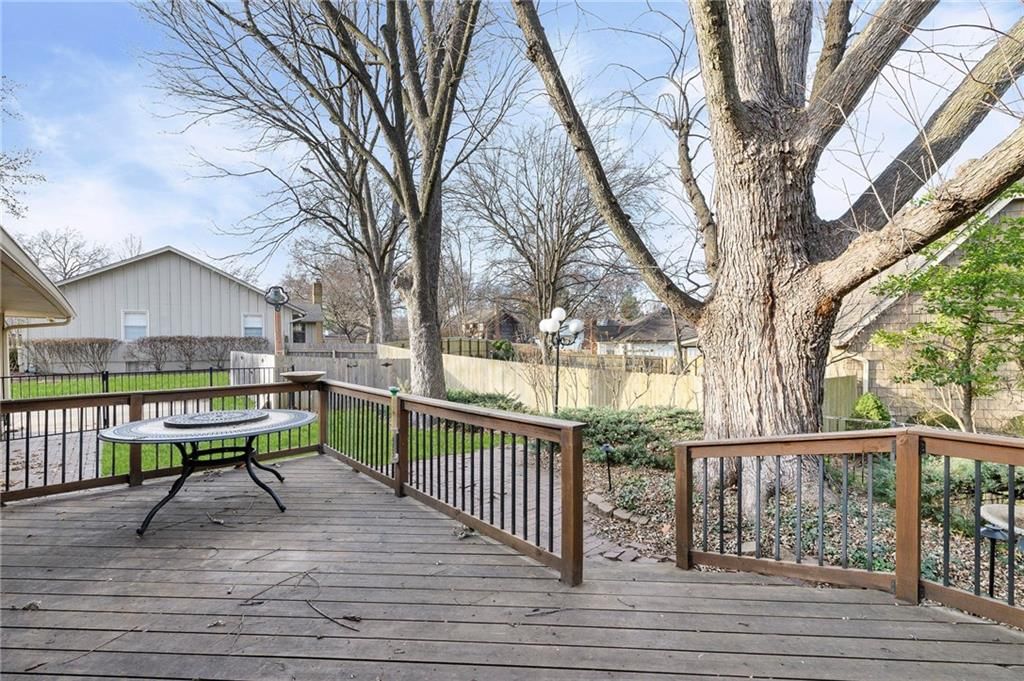 10061 Hardy Street — photo 48