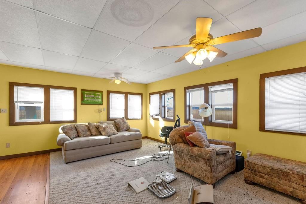 21400 Johnson Drive — photo 8