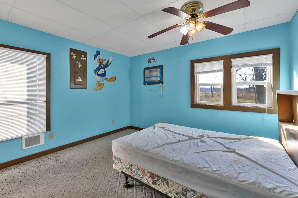 21400 Johnson Drive — photo 11