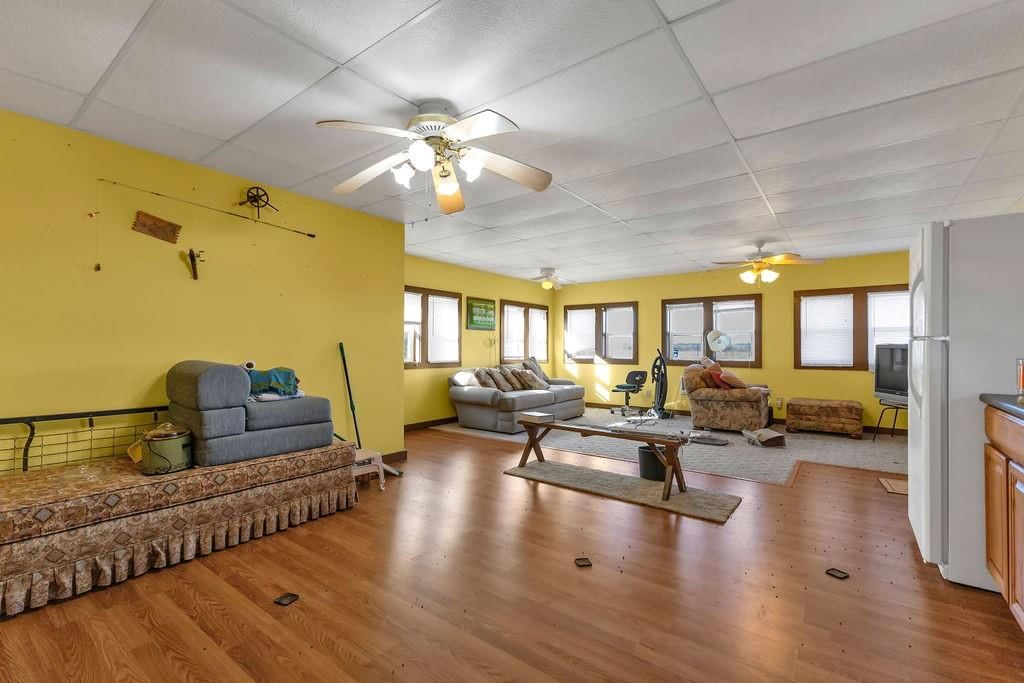 21400 Johnson Drive — photo 14