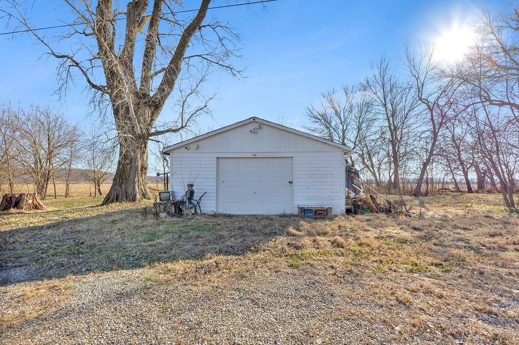 21400 Johnson Drive — photo 18